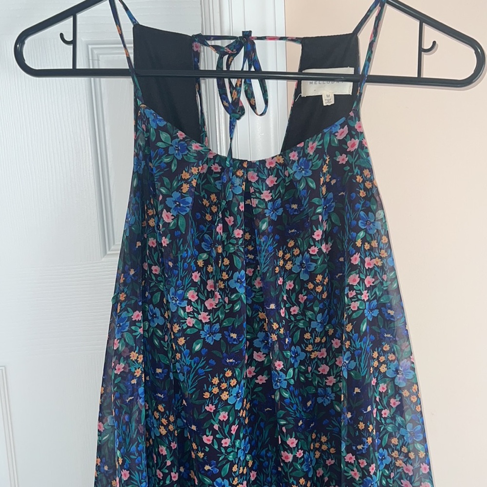 Melloday Floral Maxi Dress - Picture 2 of 7